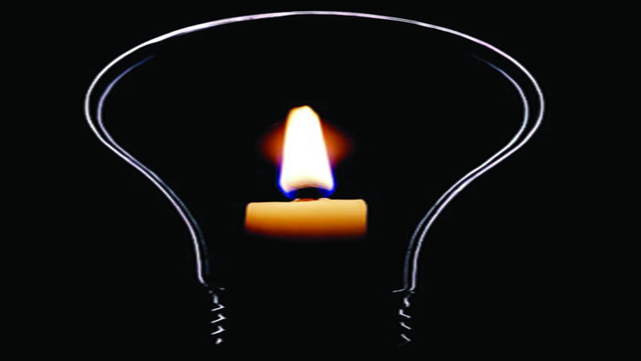 বগুড়ার দুপচাঁচিয়ায় লোডশেডিংয়ে জনজীবনে নাভিশ্বাস : দুর্ভোগে ব্যবসায়ীরা